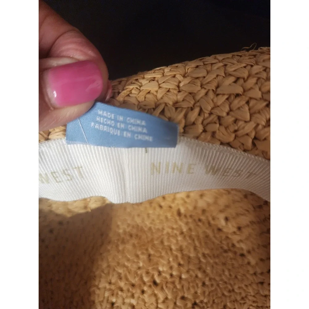 Nine West Tan Straw Sun Hat Woven Raffia Coconut Button Band Summer Beach Hat